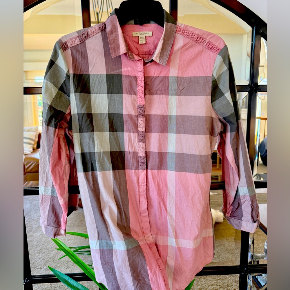 Burberry Brit pink & gray plaid button down shirt size medium